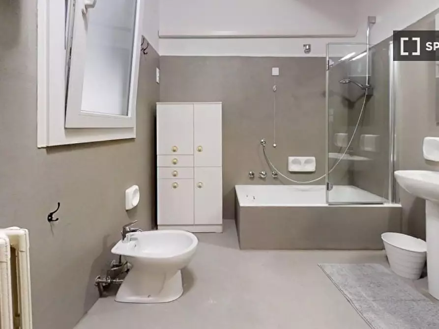 Immagine 8 di Camera condivisa in affitto  in VIA Ugo foscolo a Padova