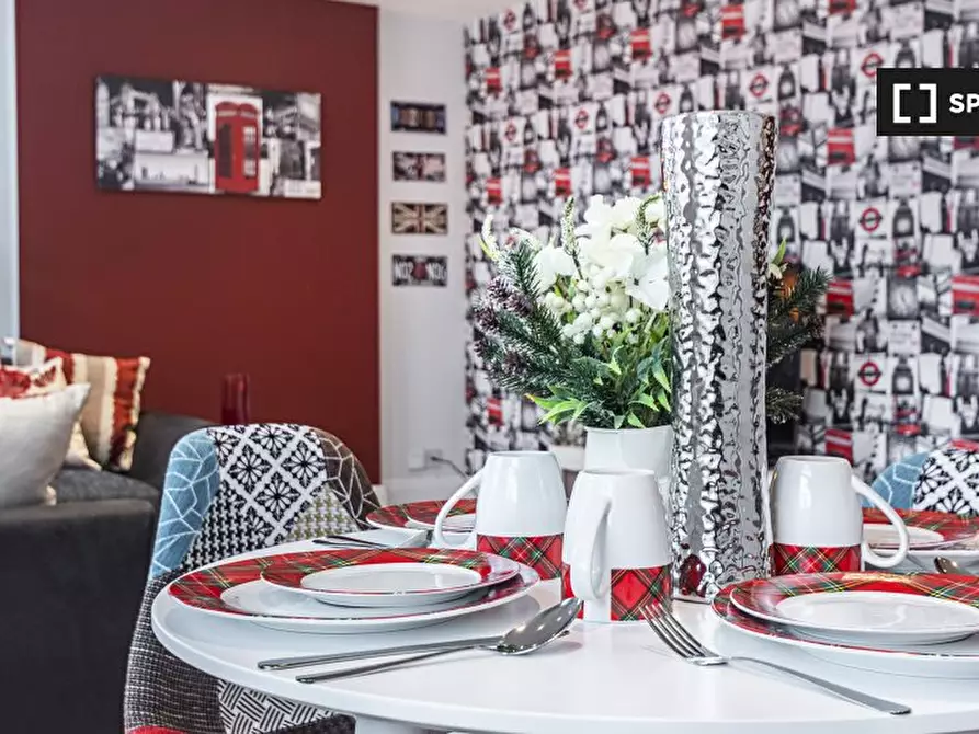 Immagine 6 di Appartamento in affitto  in Kilburn High Rd a Camden Town