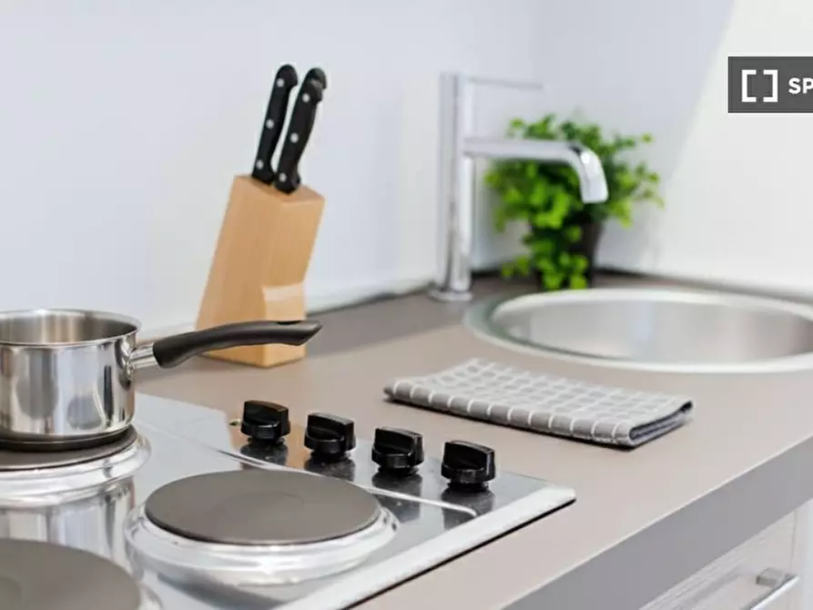 Immagine 4 di Ufficio in affitto  in Via Scrivia a Milano