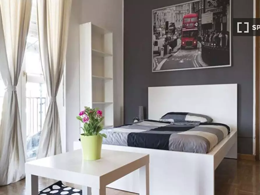 Immagine 4 di Camera condivisa in affitto  in Via Pellegrino Rossi a Milano