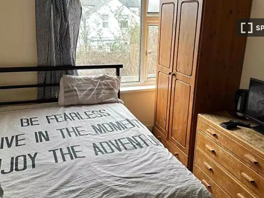 Immagine 10 di Camera condivisa in affitto  in Mill Ave a Hillingdon