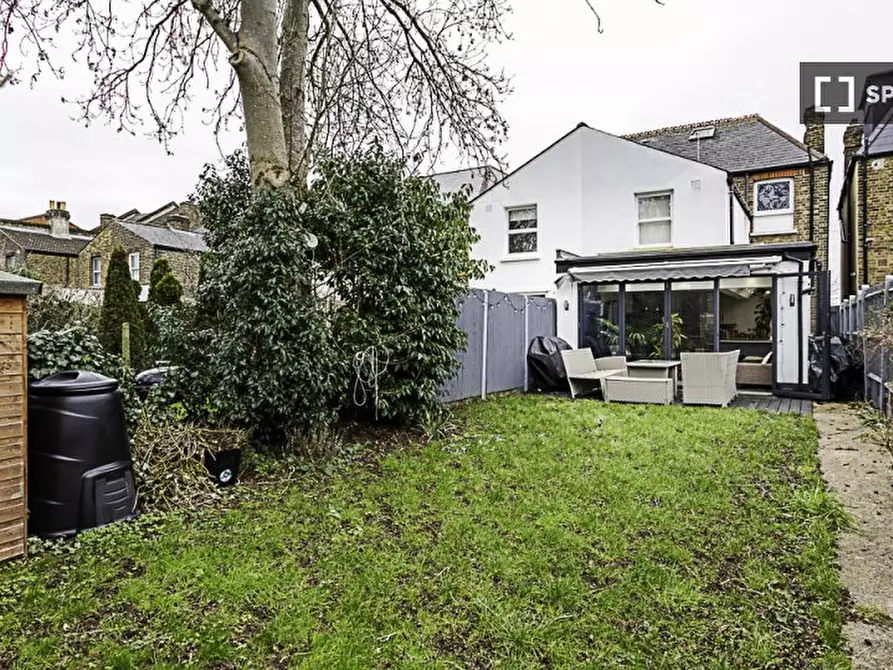 Immagine 5 di Appartamento in affitto  in Robinson Road a Wandsworth