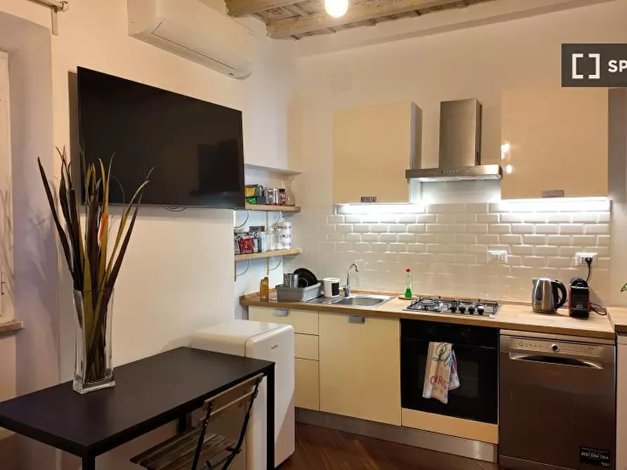 Immagine 2 di Appartamento in affitto  in Via della Reginella a Roma