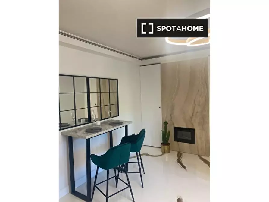 Immagine 3 di Appartamento in affitto  in Hillside Court a Camden Town