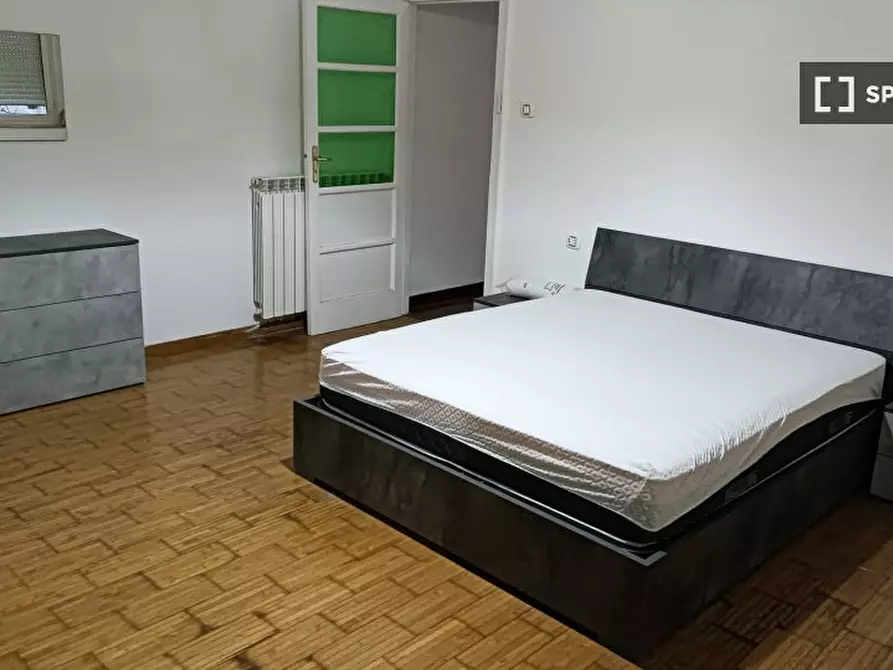 Immagine 15 di Camera condivisa in affitto  in Piazza Gabriele D'Annunzio a Napoli