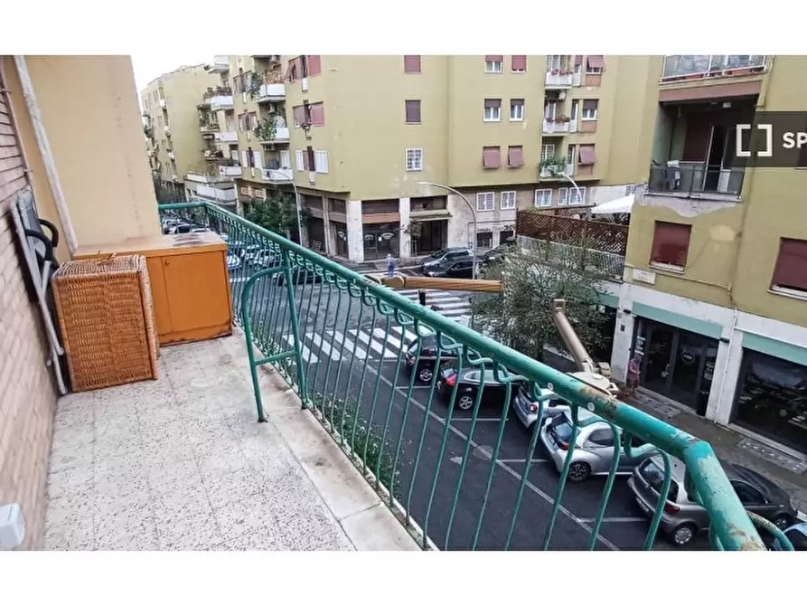 Immagine 12 di Appartamento in affitto  in Via Segesta a Roma