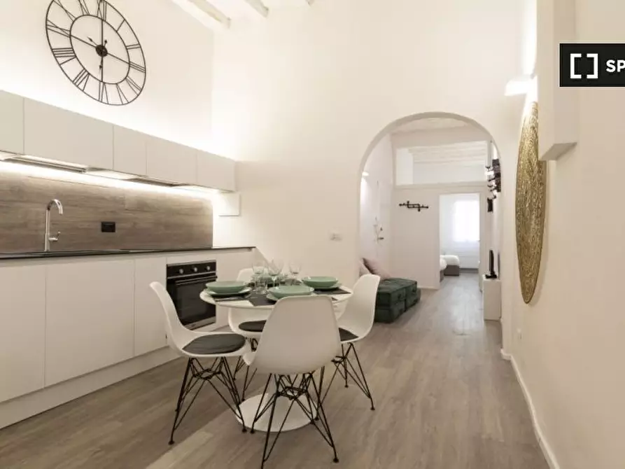 Immagine 4 di Appartamento in affitto  in Borgo S. Frediano a Firenze