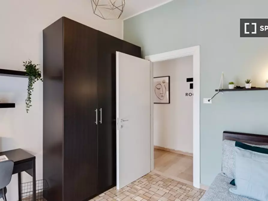 Immagine 2 di Camera condivisa in affitto  in Via Antonio Cecchi a Milano