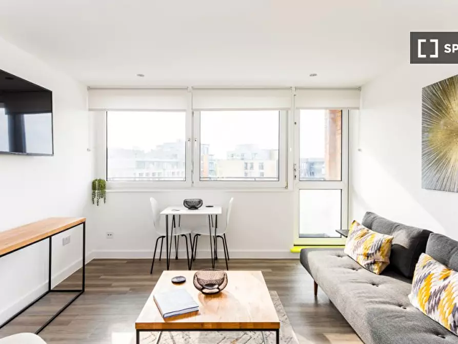 Immagine 1 di Appartamento in affitto  in Simla House a Camberwell