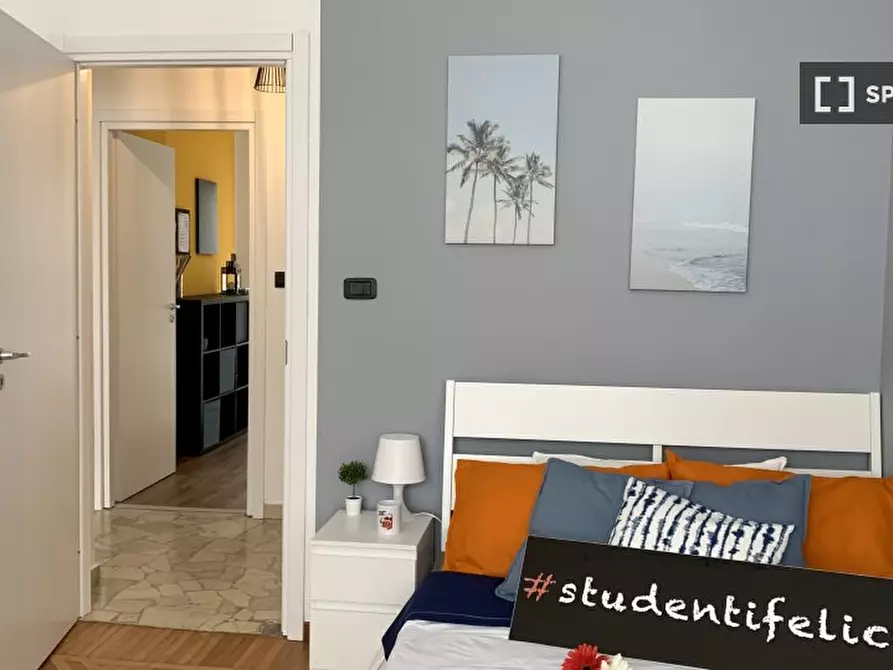 Immagine 1 di Camera condivisa in affitto  in Via Caraglio a Torino