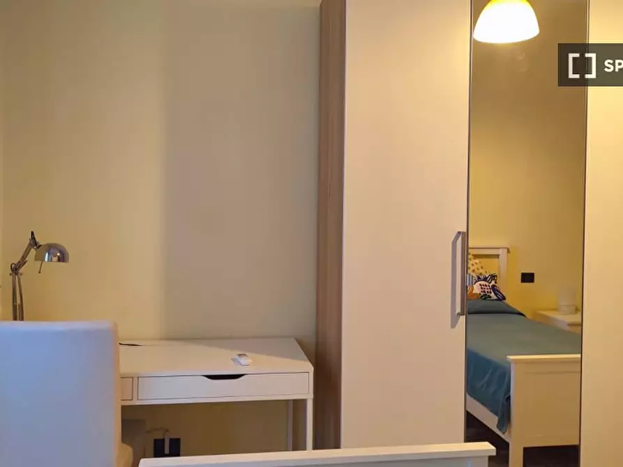 Immagine 12 di Appartamento in affitto  in Via Tavazzano a Milano