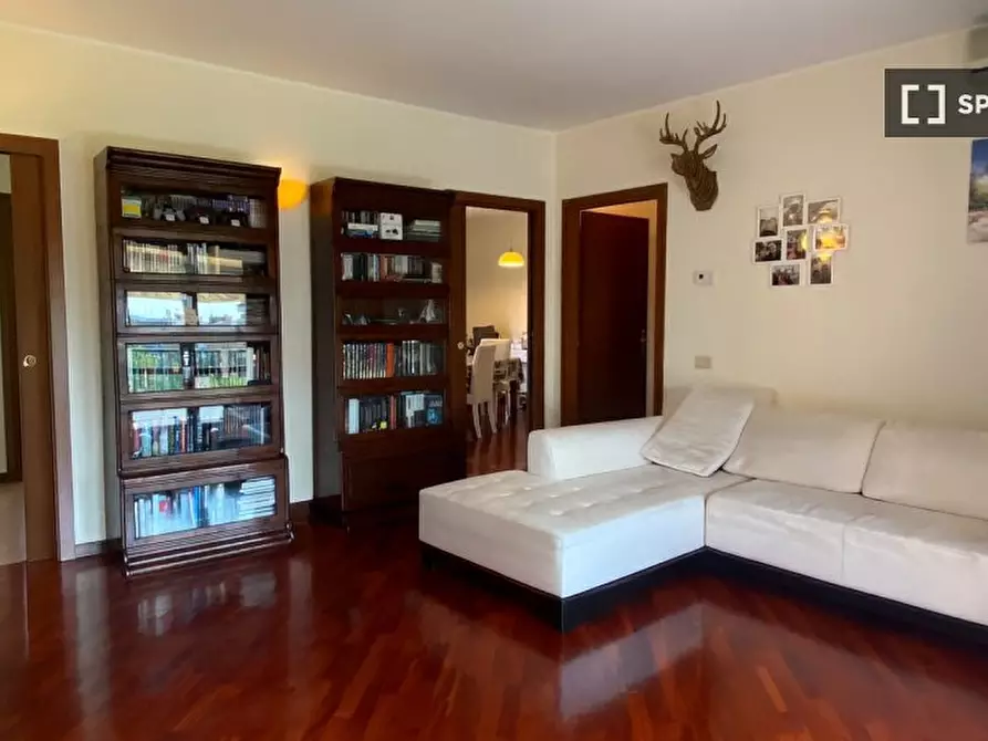 Immagine 9 di Appartamento in affitto  in Via Giambellino a Milano