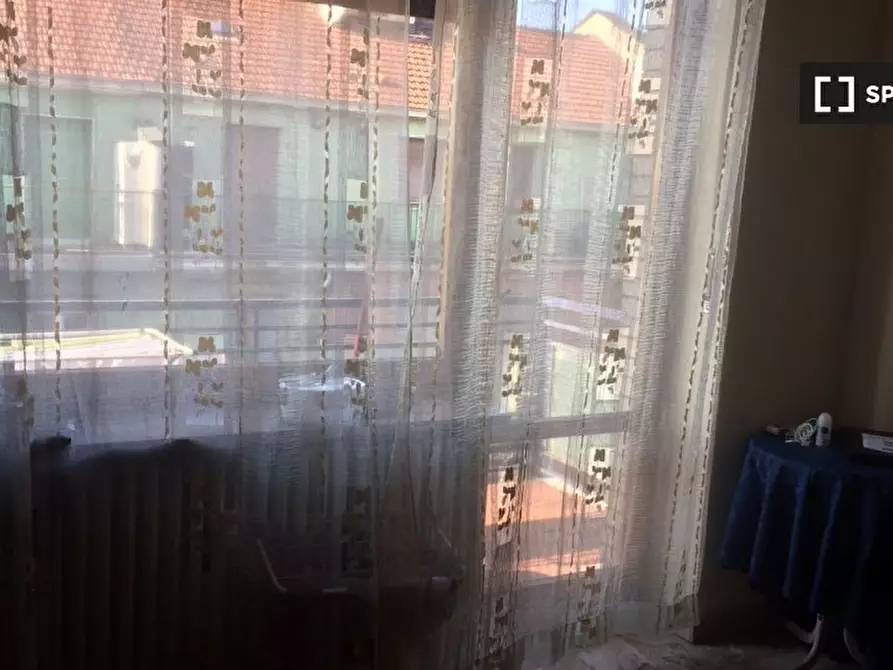 Immagine 10 di Camera condivisa in affitto  in Via Ellero a Torino