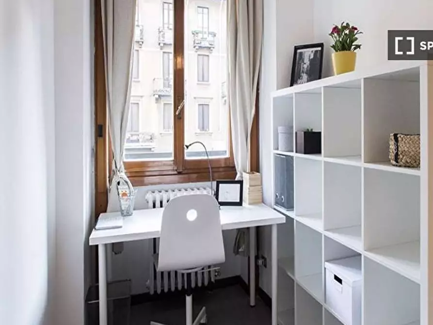 Immagine 2 di Camera condivisa in affitto  in Via Francesco Arese a Milano