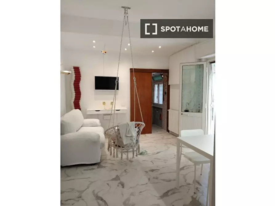 Immagine 10 di Appartamento in affitto  in Via Giacinta Pezzana a Roma