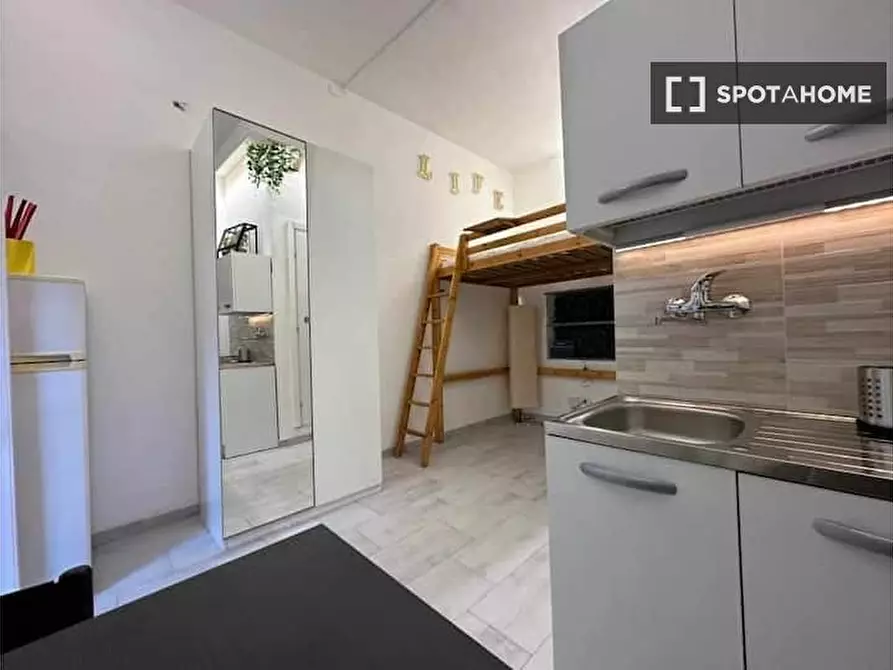 Immagine 3 di Ufficio in affitto  in Via Accademia a Milano