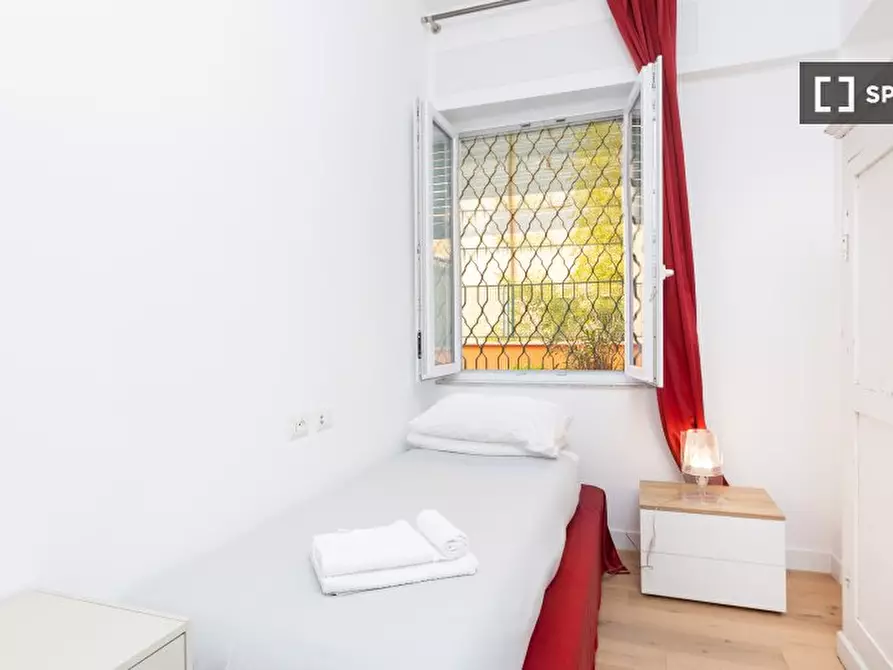 Immagine 13 di Appartamento in affitto  in Via Vitellia a Roma