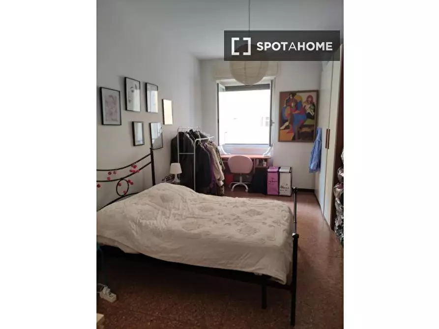 Immagine 1 di Camera condivisa in affitto  in Via Salasco a Milano