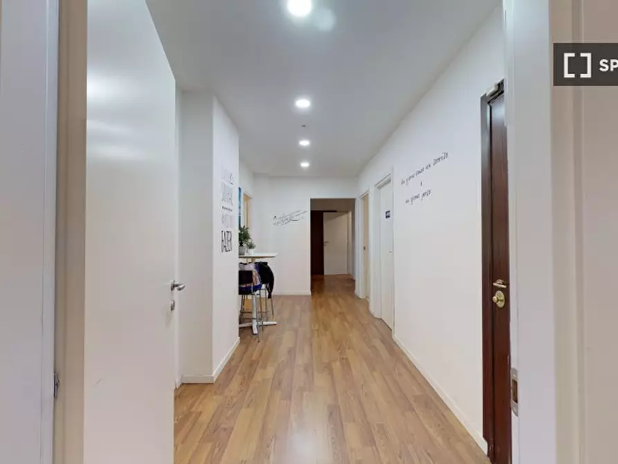 Immagine 6 di Camera condivisa in affitto  in Via Felice Casati a Milano
