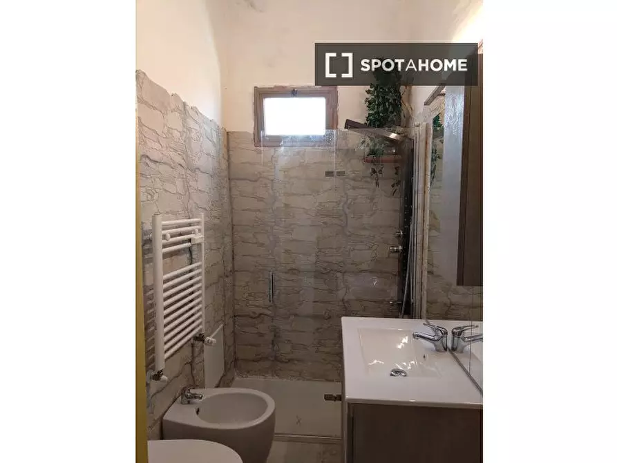 Immagine 19 di Ufficio in affitto  in Via Baltea a Torino
