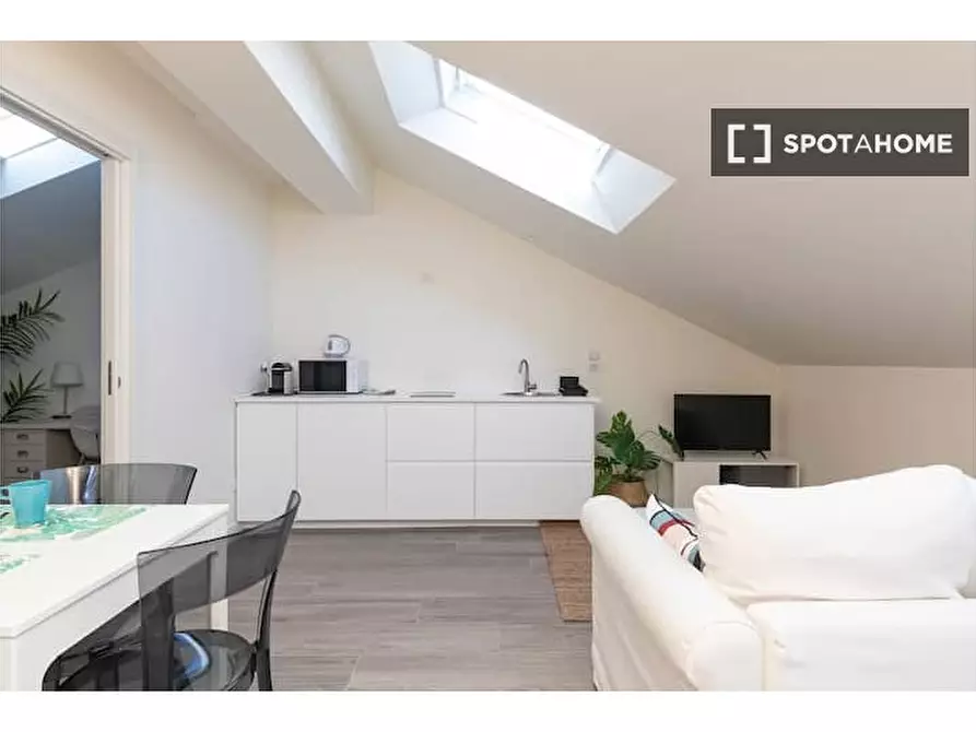 Immagine 4 di Appartamento in affitto  in Via Luigi Frapolli a Milano