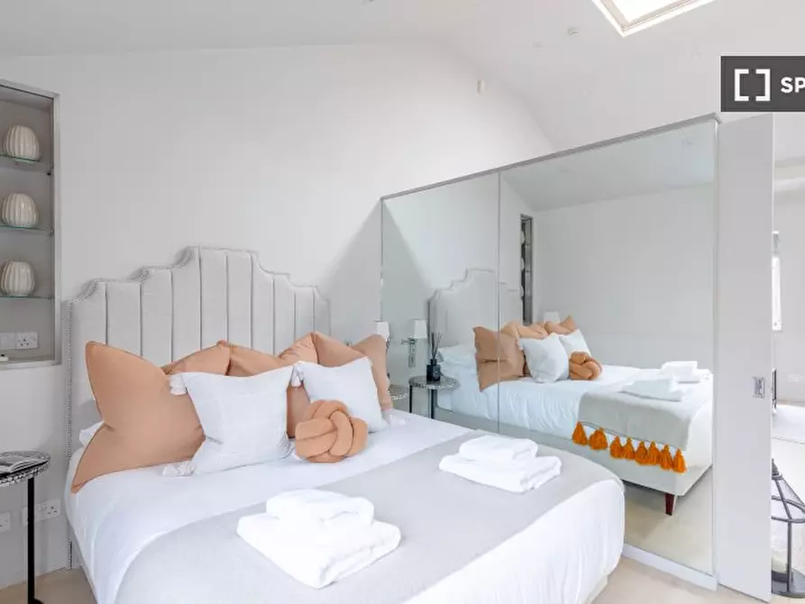 Immagine 6 di Appartamento in affitto  in Ovington Square a Kensington