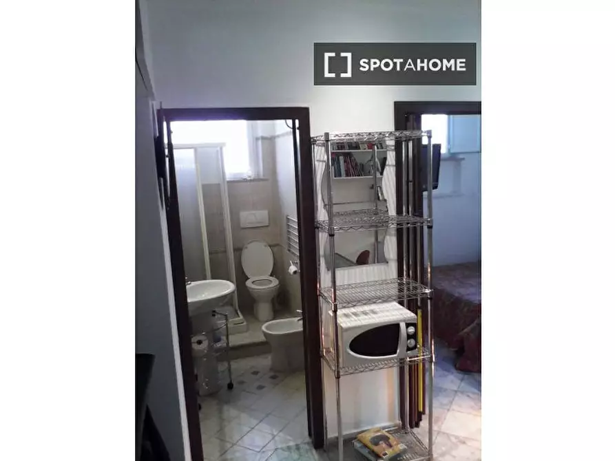 Immagine 13 di Appartamento in affitto  in Via Volterra a Roma