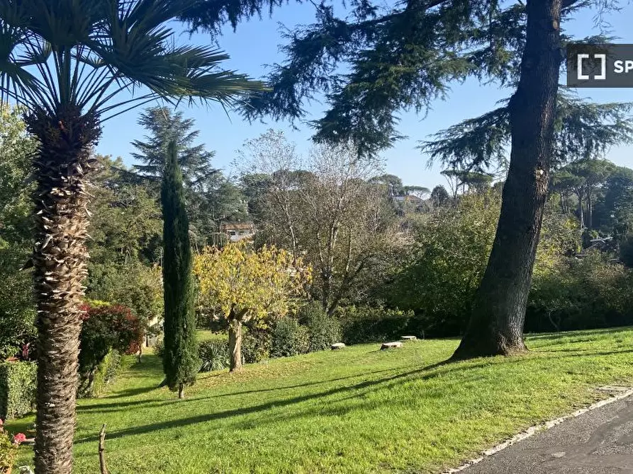 Immagine 17 di Camera condivisa in affitto  in Via Leonardo Fibonacci a Roma