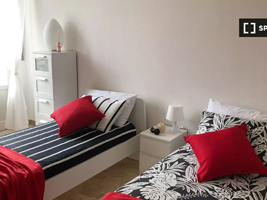 Immagine 11 di Camera condivisa in affitto  in Via Giovan Filippo Mariti a Firenze