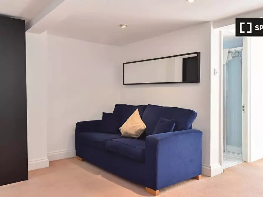Immagine 8 di Appartamento in affitto  in Arlington Rd a Camden Town