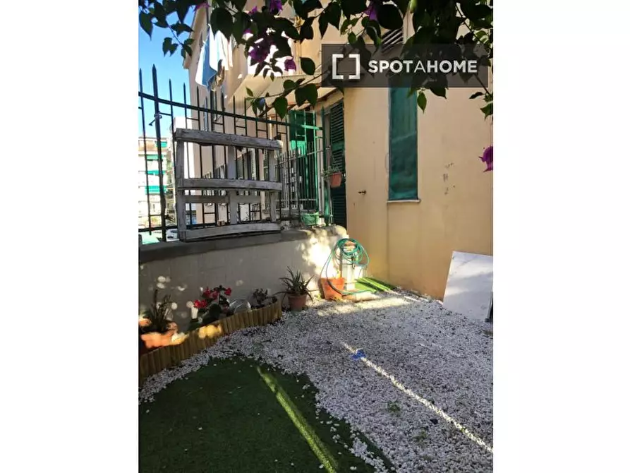 Immagine 11 di Appartamento in affitto  in Via Felice Cavallotti a Genova