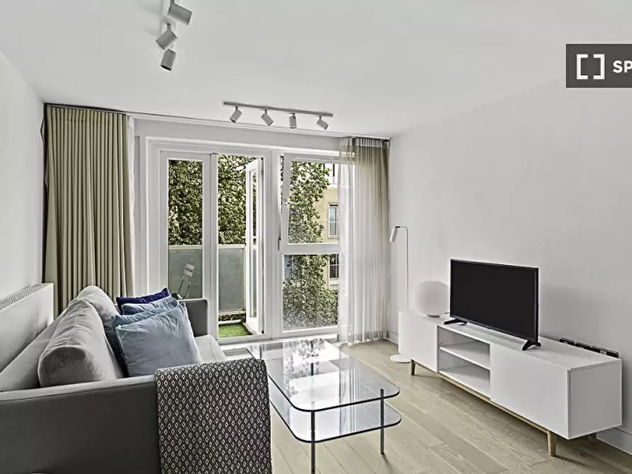 Immagine 8 di Appartamento in affitto  in Flat a 