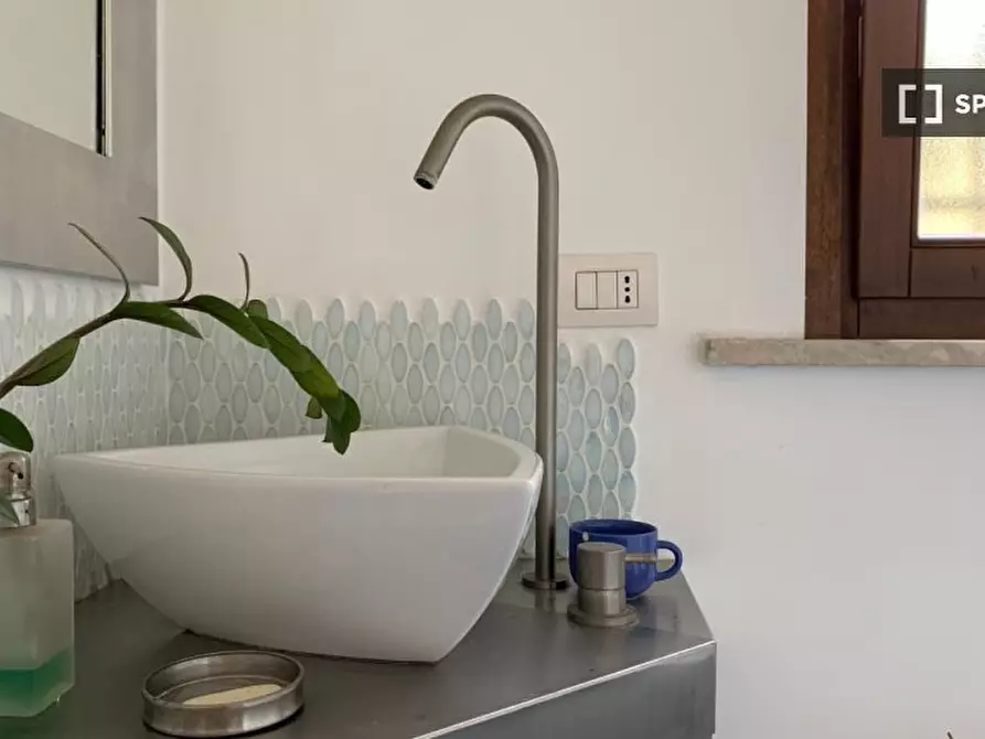 Immagine 14 di Appartamento in affitto  in Via Sisto Scaglia a Roma