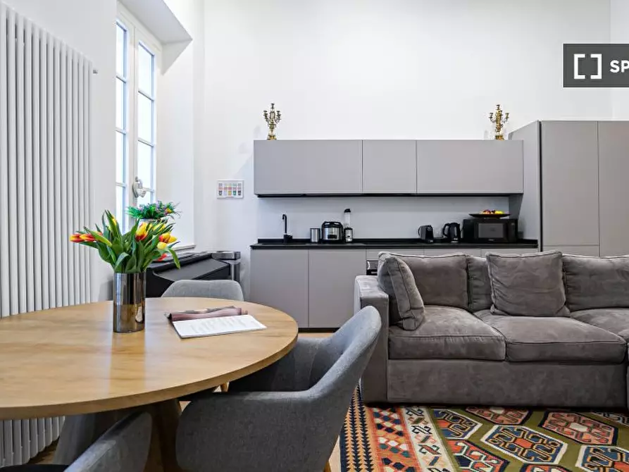 Immagine 1 di Appartamento in affitto  in Via San Marco a Milano