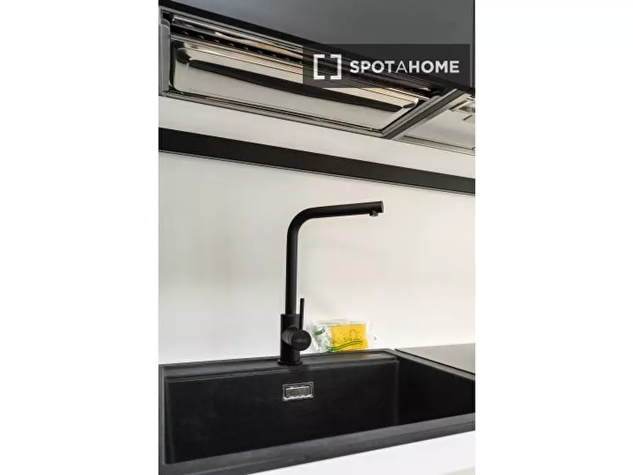 Immagine 10 di Appartamento in affitto  in Via Giacomo Zanella a Milano