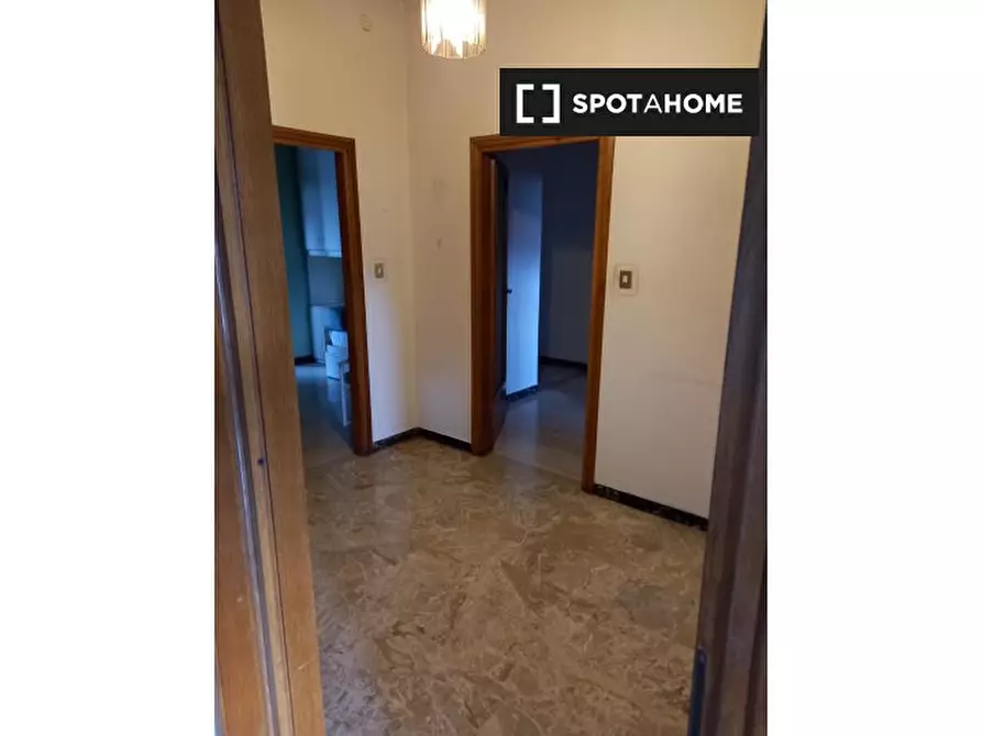 Immagine 14 di Camera condivisa in affitto  in Piazza S. Francesco a Bologna