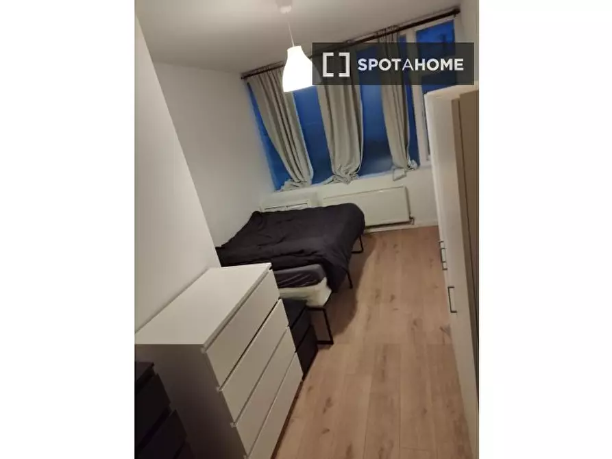 Immagine 2 di Camera condivisa in affitto  in Berriman Rd a Islington