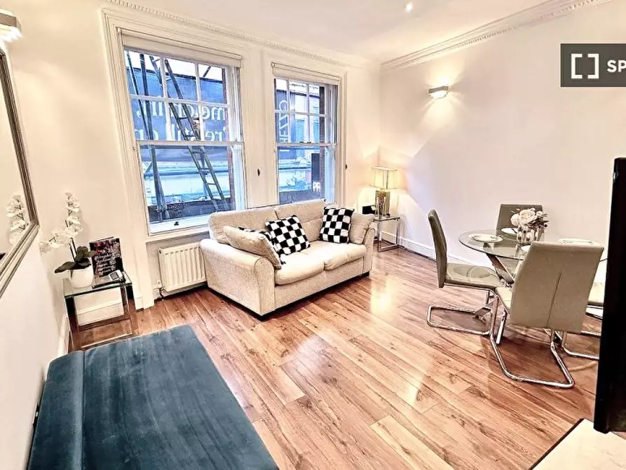 Immagine 4 di Appartamento in affitto  in B Kensington High St a Kensington