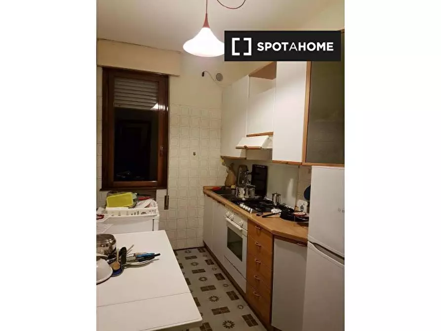 Immagine 2 di Camera condivisa in affitto  in Via Guido Puchetti a Padova