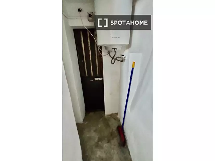 Immagine 17 di Appartamento in affitto  in Via Francesco Acri a Bologna