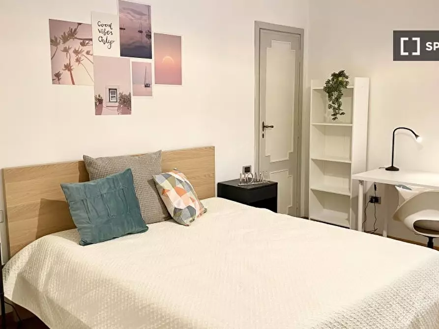 Immagine 5 di Camera condivisa in affitto  in Gustavo Modena a Firenze