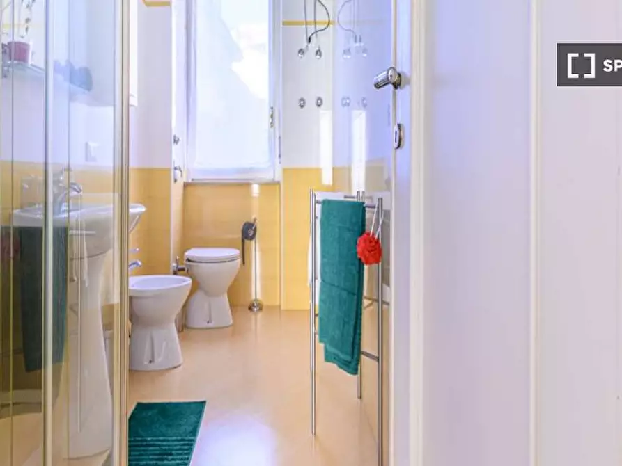 Immagine 19 di Camera condivisa in affitto  in Piazzetta Guastalla a Milano