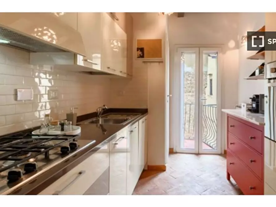 Immagine 7 di Appartamento in affitto  in Via del Porcellana a Firenze