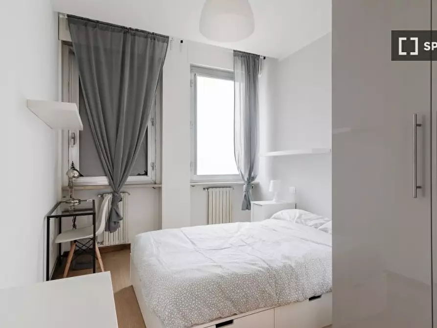 Immagine 2 di Camera condivisa in affitto  in Via Ernesto Breda a Milano