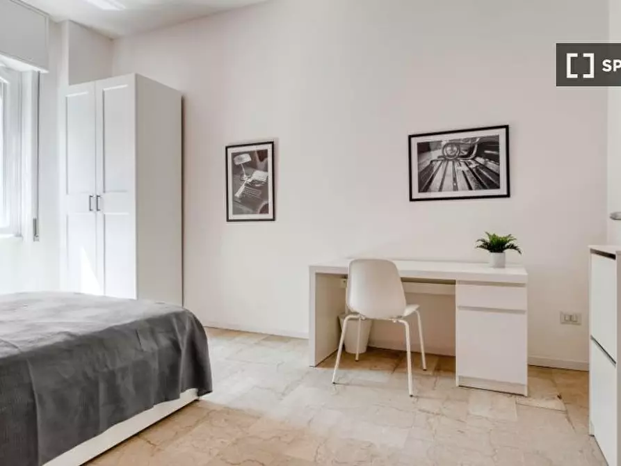 Immagine 4 di Camera condivisa in affitto  in Via Maniago a Milano