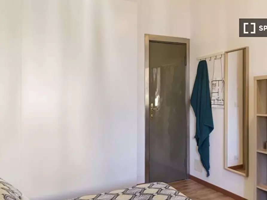 Immagine 3 di Camera condivisa in affitto  in Via San Vincenzo a Milano