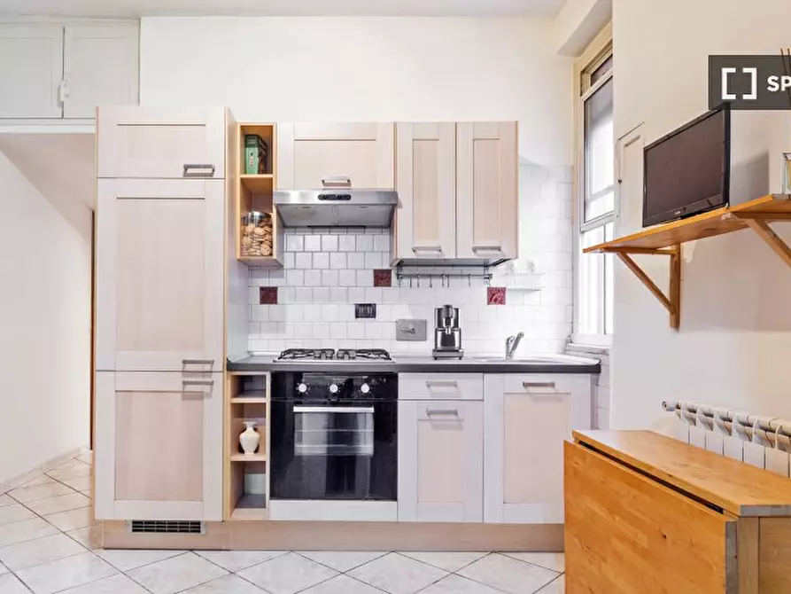 Immagine 3 di Appartamento in affitto  in Via Arezzo a Roma