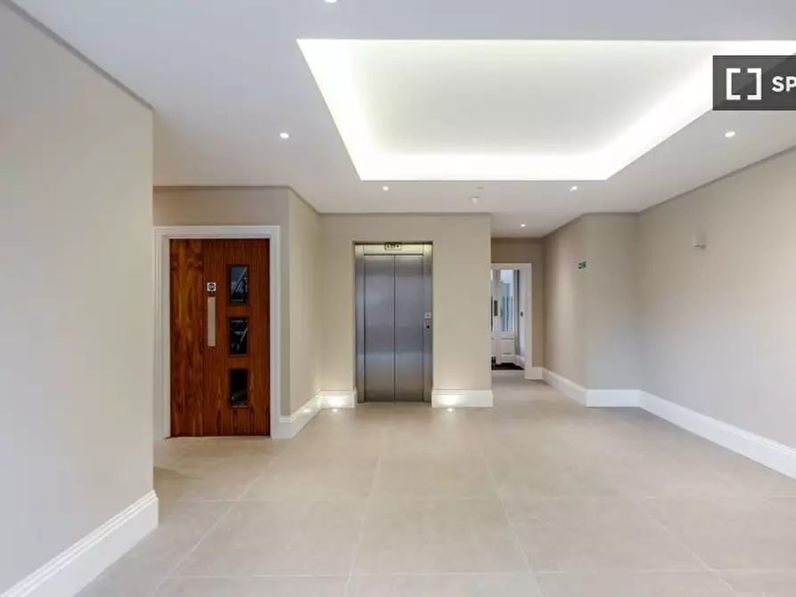 Immagine 4 di Appartamento in affitto  in London Rd a Reigate and Banstead