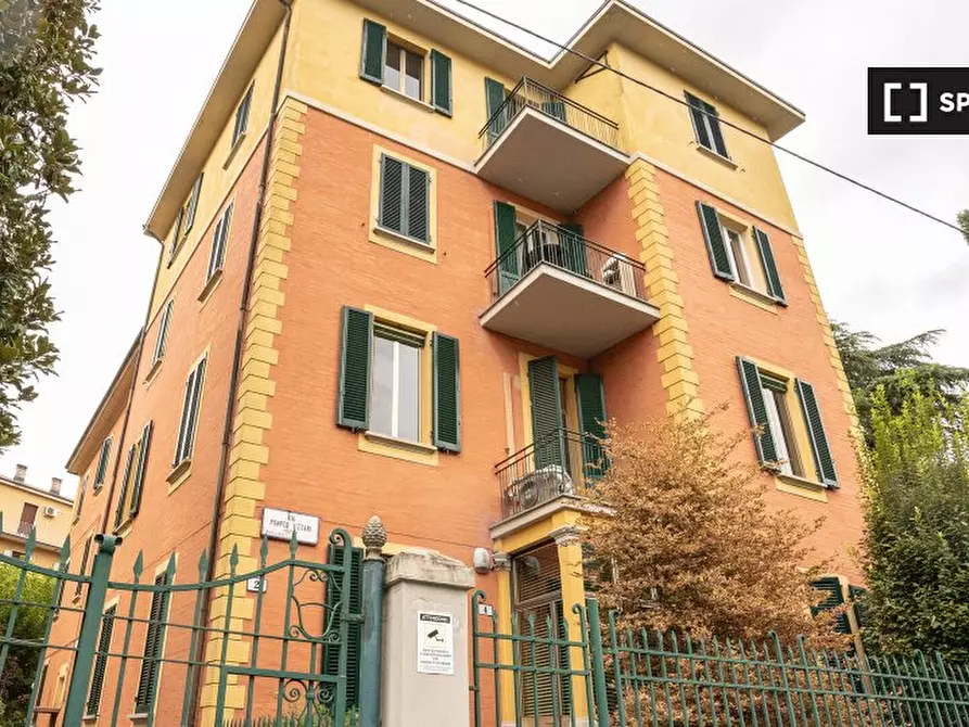 Immagine 12 di Camera condivisa in affitto  in Via Pompeo Vizzani a Bologna