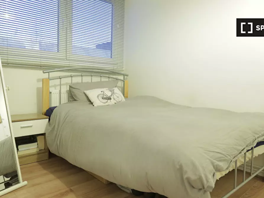 Immagine 11 di Camera condivisa in affitto  in Limehouse a Poplar
